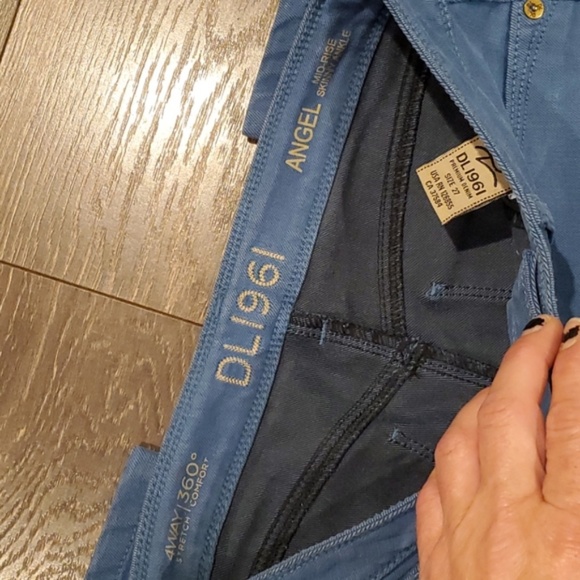 DL1961 ANGEL MIDRISE SKINNY ANKLE JEANS, 4 (27) - Picture 4 of 4